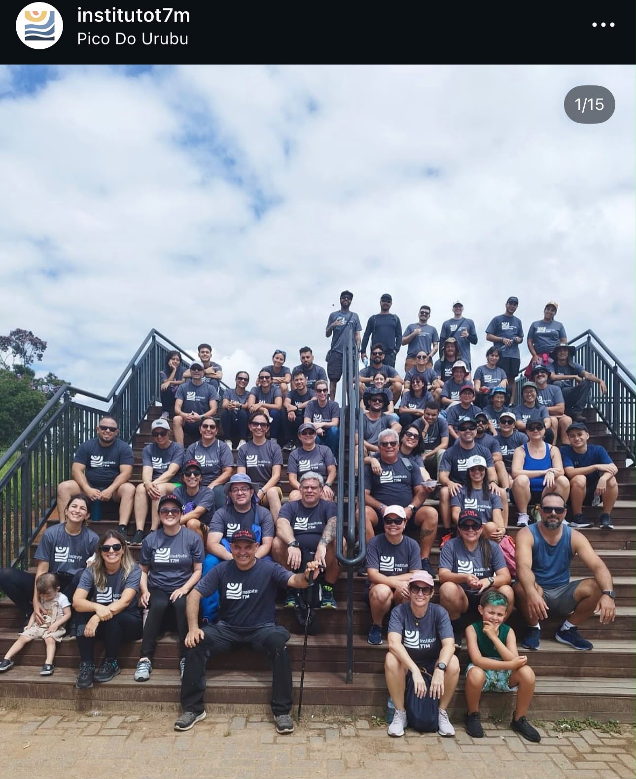 Equipe do Instituto T7M reunida no Pico do Urubu
